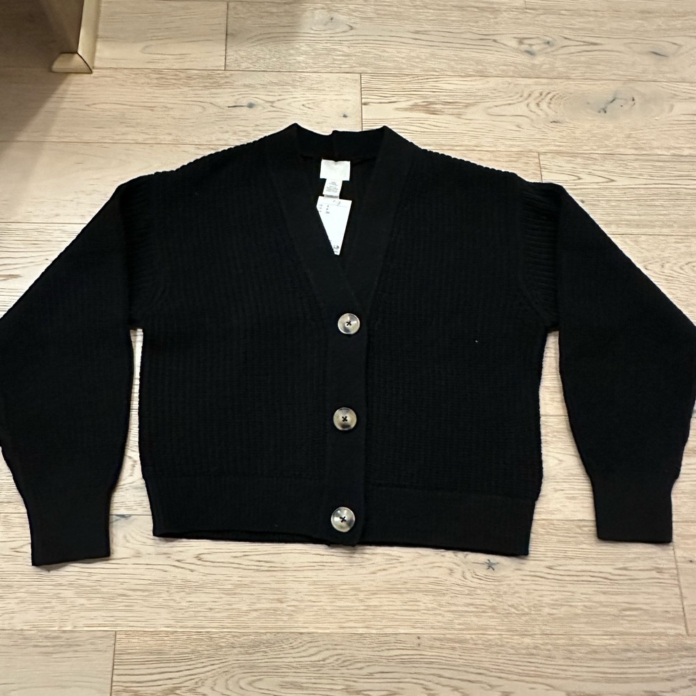 H&M black shaker-stitch cardigan sweater, size small